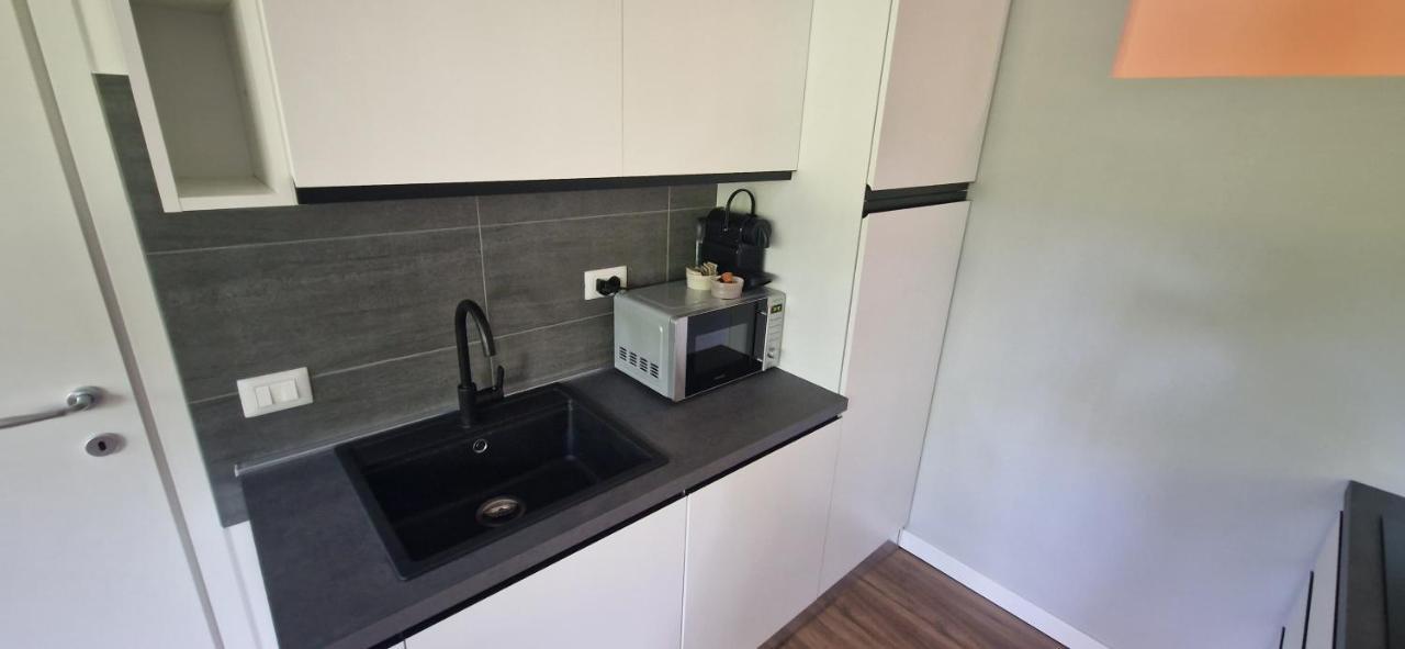 Lake House - Milano 3 Apartment บาซิลิโอ ภายนอก รูปภาพ